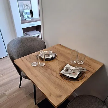 Mint 1 Apartment *