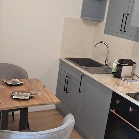Apartment Mint 1